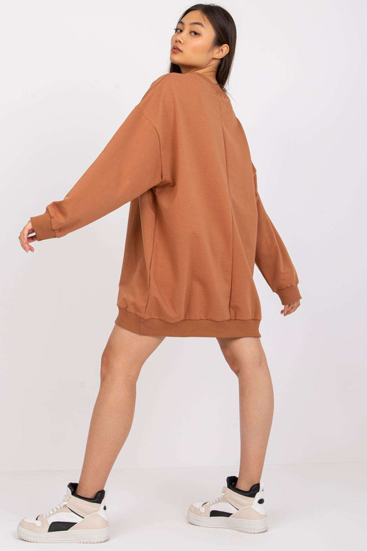 Šviesiai rudi ilgi megztiniai su... Šviesiai rudi ilgi megztiniai su...