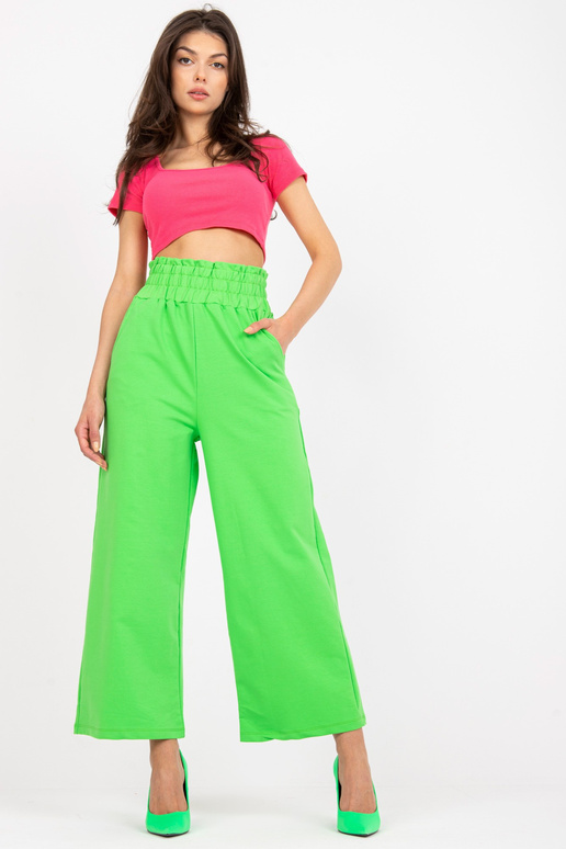 Šviesiai žalios Basic sportinės...