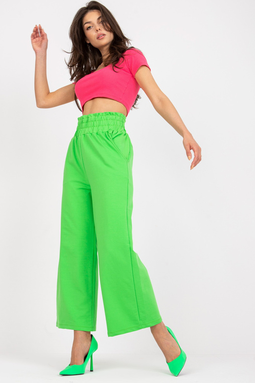 Šviesiai žalios Basic sportinės...