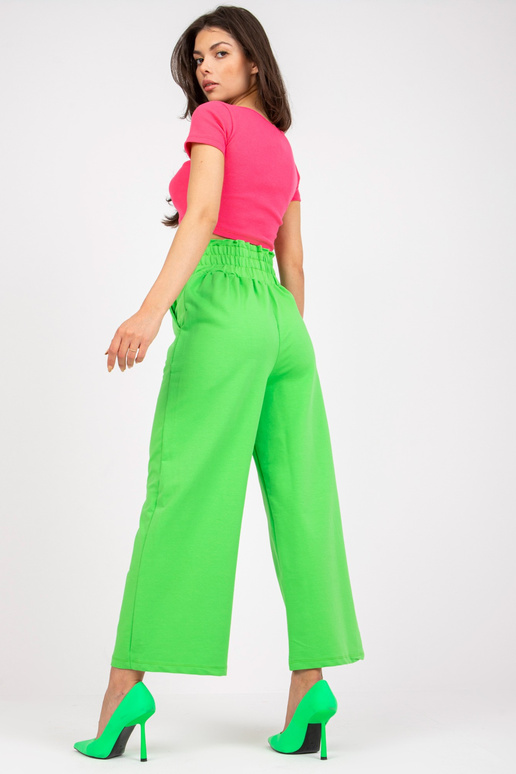 Šviesiai žalios Basic sportinės...