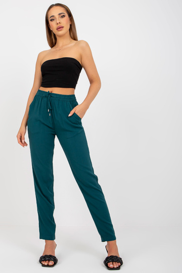 Tamsiai žalios lengvo... 2