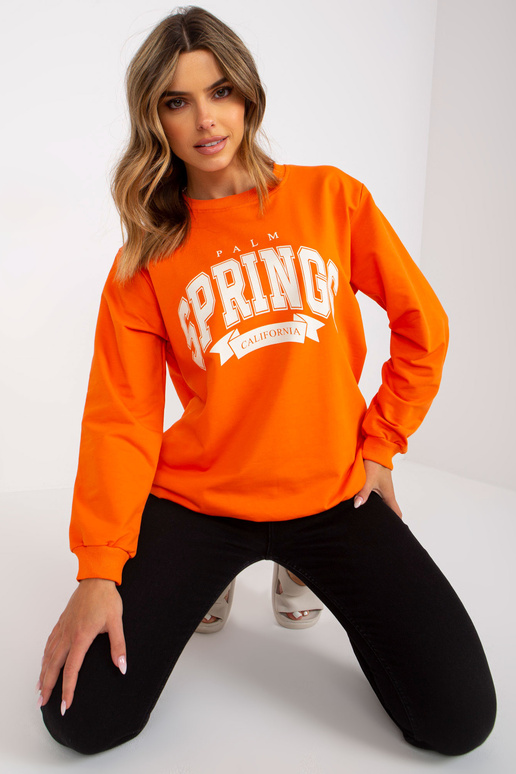 Oranžinės-baltos spalvos megztinis su... Oranžinės-baltos spalvos megztinis su...