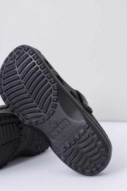 Šlepetės juodos spalvos Šlepetės juodos spalvos