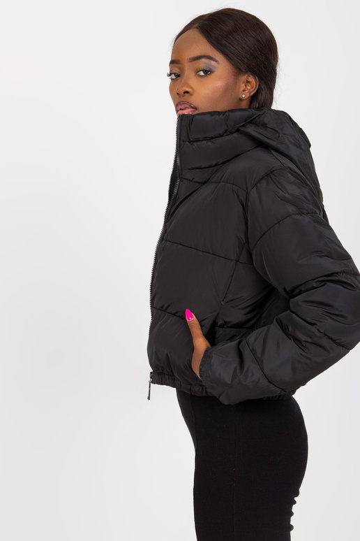 Iseline juoda trumpa žieminė striukė...