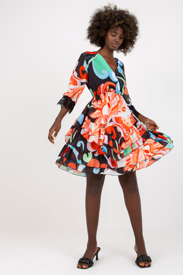 Juoda ir oranžinė... 2