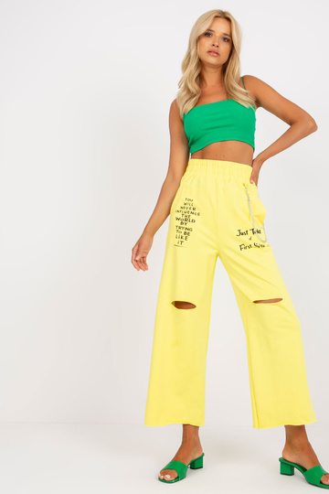 Geltonos moteriškos...