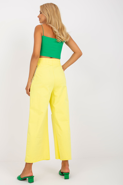 Geltonos moteriškos sportinės kelnės...