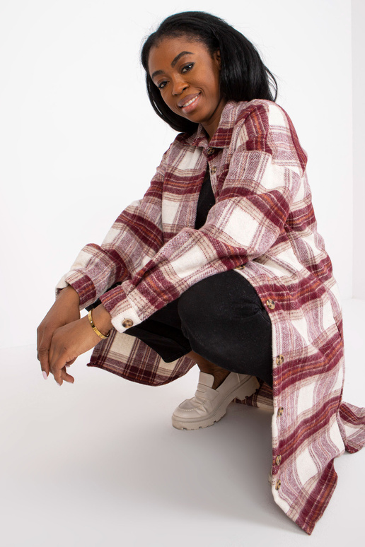 Bordo ir balti ilgi marškiniai vieno... Bordo ir balti ilgi marškiniai vieno...