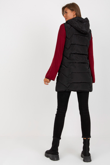 Juoda ilga pūkinė liemenė... 2