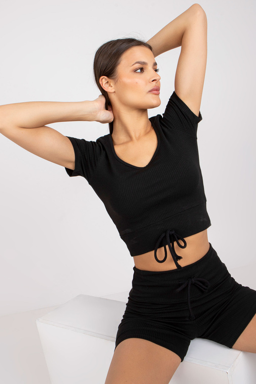 Juodas trijų dalių bazinis komplektas... Juodas trijų dalių bazinis komplektas...