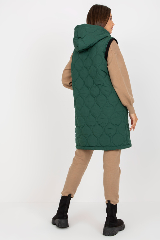 Tamsiai žalia ilga dygsniuota liemenė...