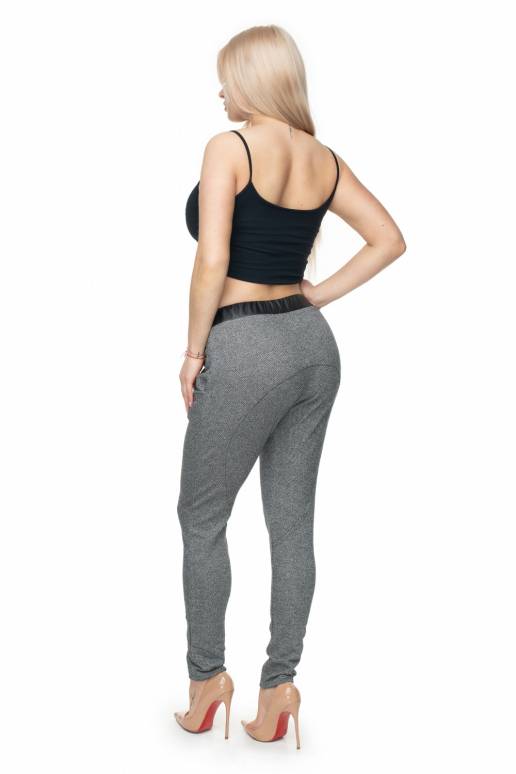  Moteriškos kelnės modelis 132614 PeeKaBoo 