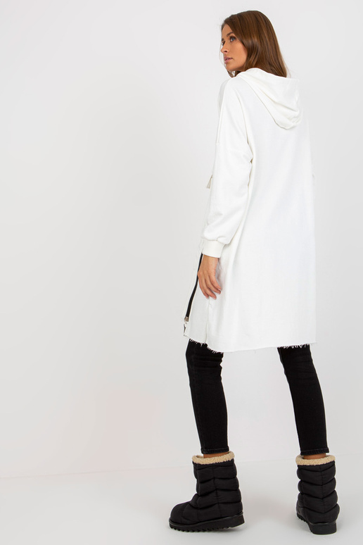 Ecru langes Oversize-megztinis su...