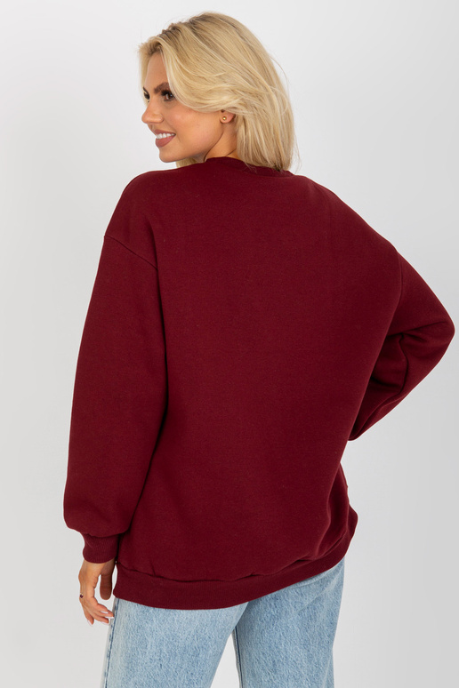 Bordo spalvos megztinis be gobtuvo rašto