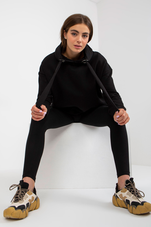 Juodas moteriškas megztinių...