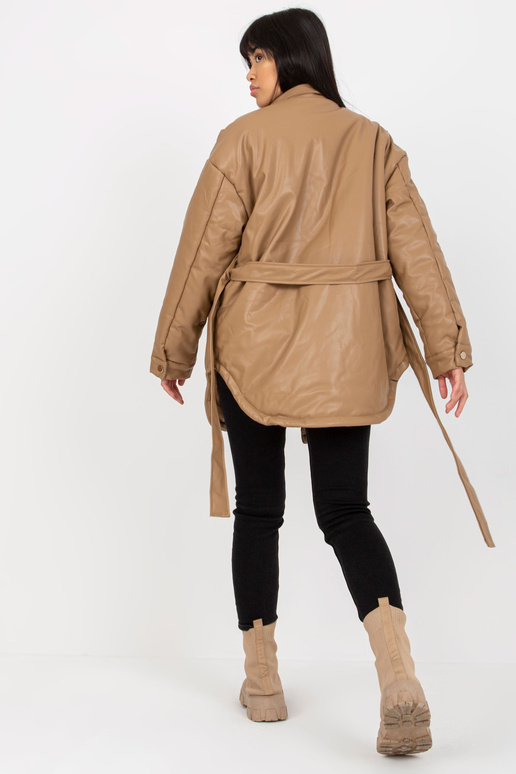 Kupranugarių pūkinė striukė iš eko... Kupranugarių pūkinė striukė iš eko...