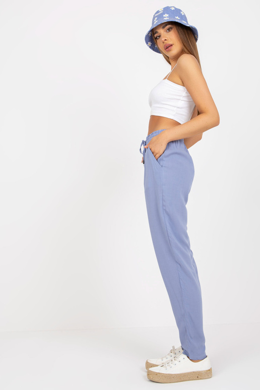 Šviesiai mėlynos audinio kelnės su...