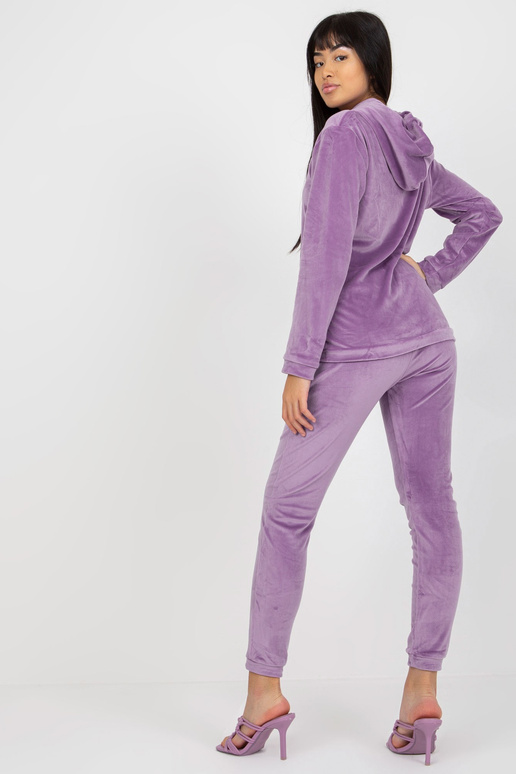 Violetinis moteriškas veliūrinis... Violetinis moteriškas veliūrinis...