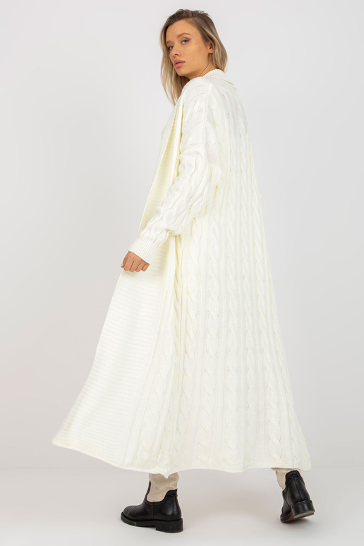 Ecru trijų dalių megztas komplektas...