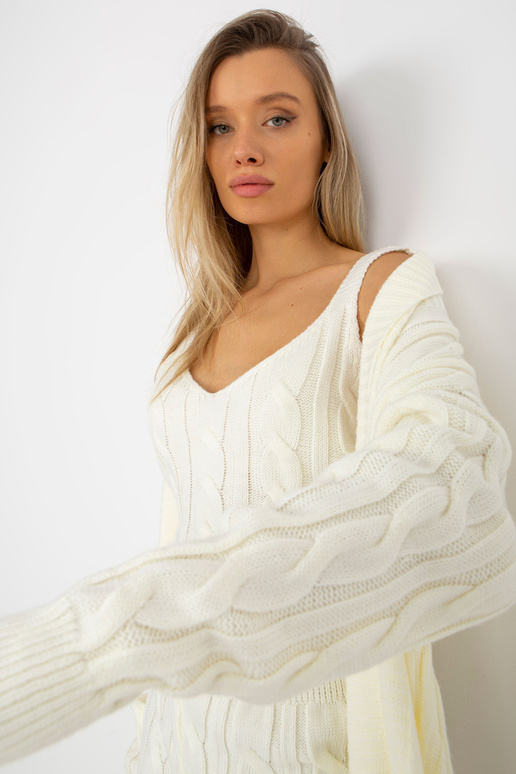 Ecru trijų dalių megztas komplektas...