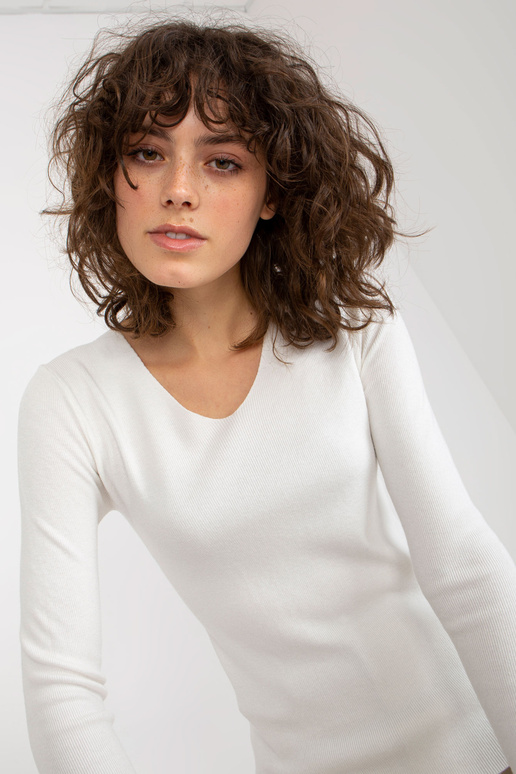 Baltas paprastas V formos kaklo...