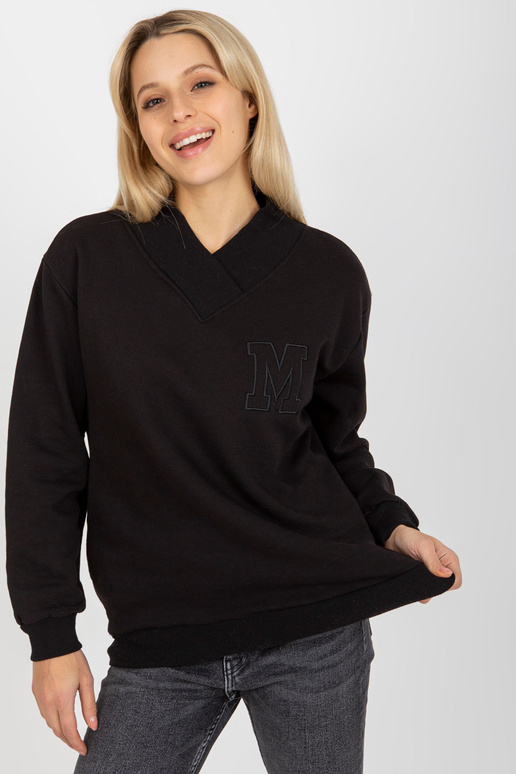 Juodas megztinis be gobtuvo su...