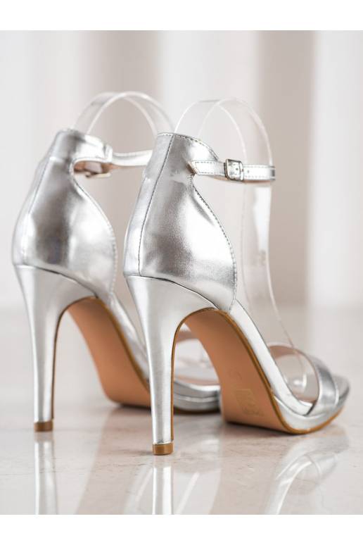 Klasikinio modelio basutės su plonais...