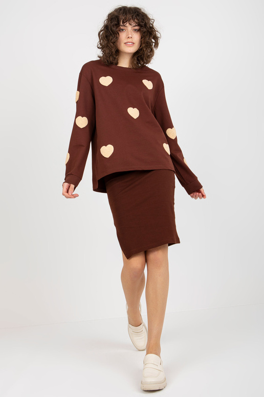 Tamsiai rudas laisvalaikio komplektas...