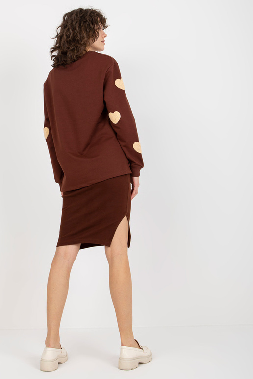 Tamsiai rudas laisvalaikio komplektas...