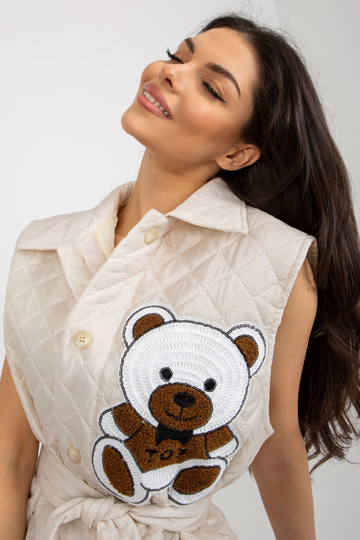 Šviesiai smėlio spalvos...