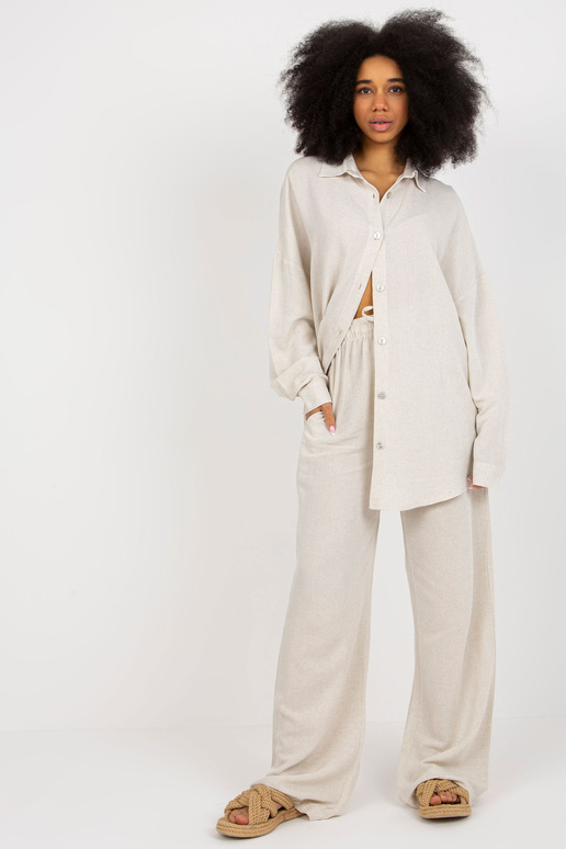 Šviesiai smėlio spalvos vasarinis... Šviesiai smėlio spalvos vasarinis...