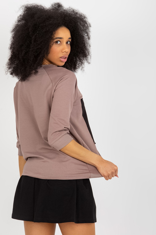 Rudos spalvos moteriškų megztinių...