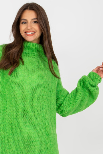 Šviesiai žalia megzta...