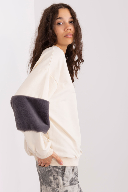 Megztinis-FA-BL-8903.26-šviesiai...