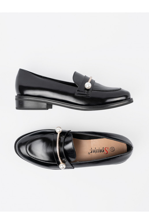 Juodos spalvos  mokasinai su perliukais