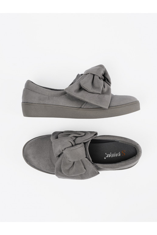 pilkos spalvos  batai su kaspinėliu