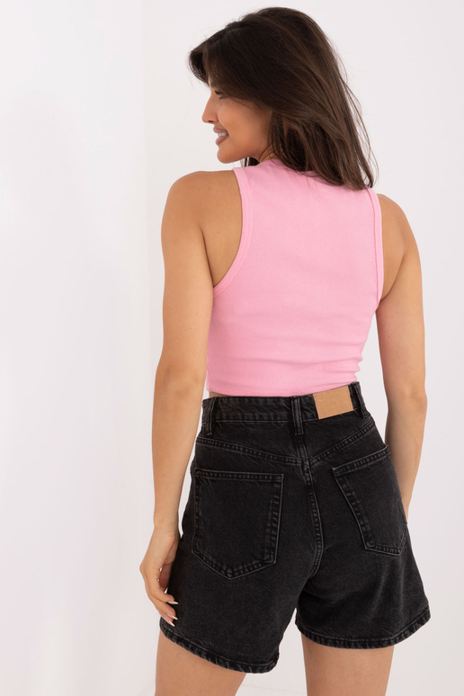 Top tipo palaidinė...