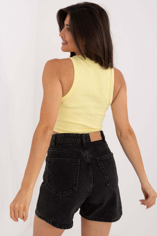 Top tipo palaidinė...