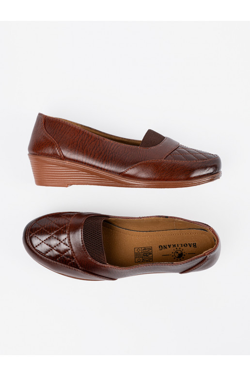  rudos spalvos pusbačiai 