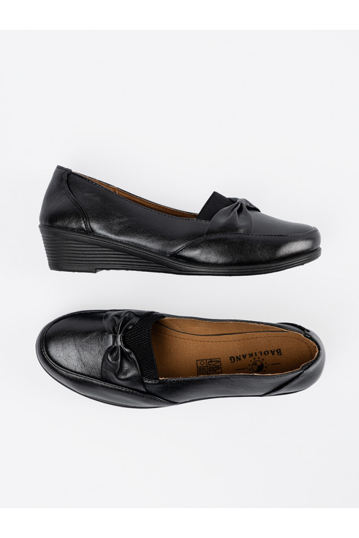 Juodos spalvos  pusbačiai su bantuku