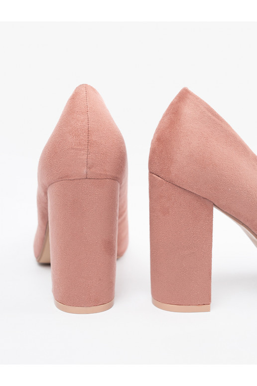 zomšiniai bateliai su kulniukais