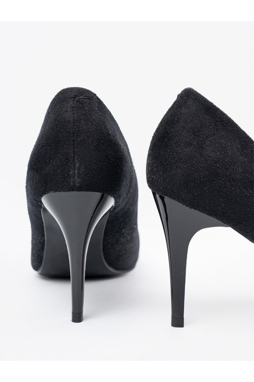 Juodos spalvos iš zomšos aukštakulniai su plonu kulniuku