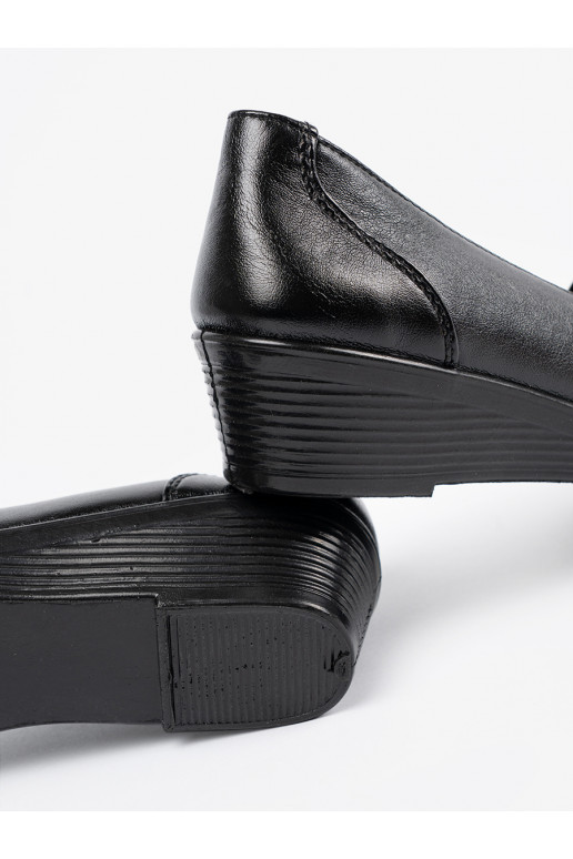 moteriški pusbačiai z fakturą skóry węża