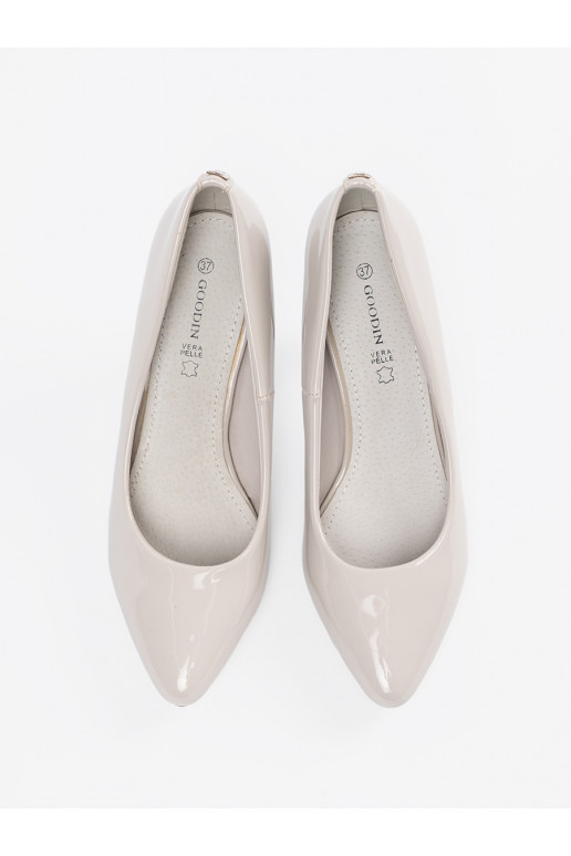 pilkos spalvos aukštakulniai