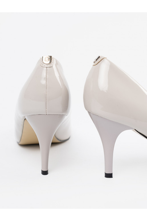 pilkos spalvos aukštakulniai