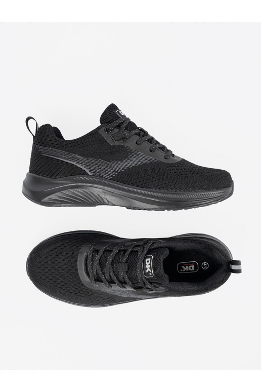  juodos spalvos sportiniai batai