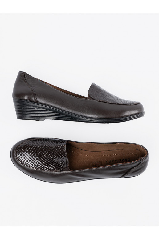 rudos spalvos pusbačiai 