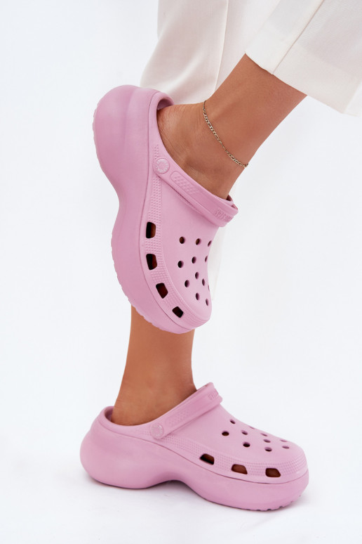  Moteriškos šlepetės su madingais masyviais padais Big Star RR274A120 rožinės spalvos