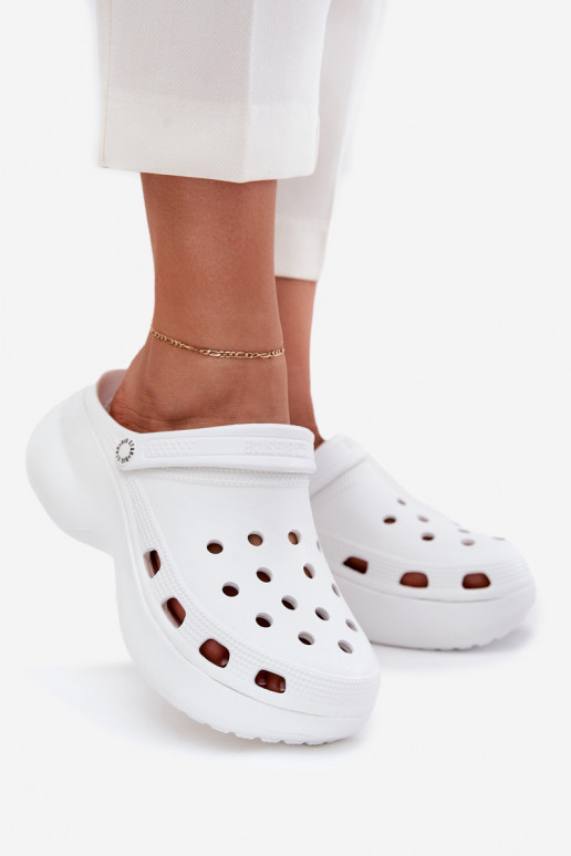  Moteriškos šlepetės su madingais masyviais padais Big Star RR274A119 baltos spalvos