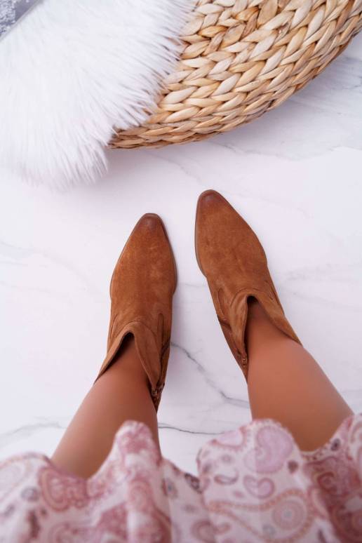 Moteriški aulinukai su kulniukais... Moteriški aulinukai su kulniukais...